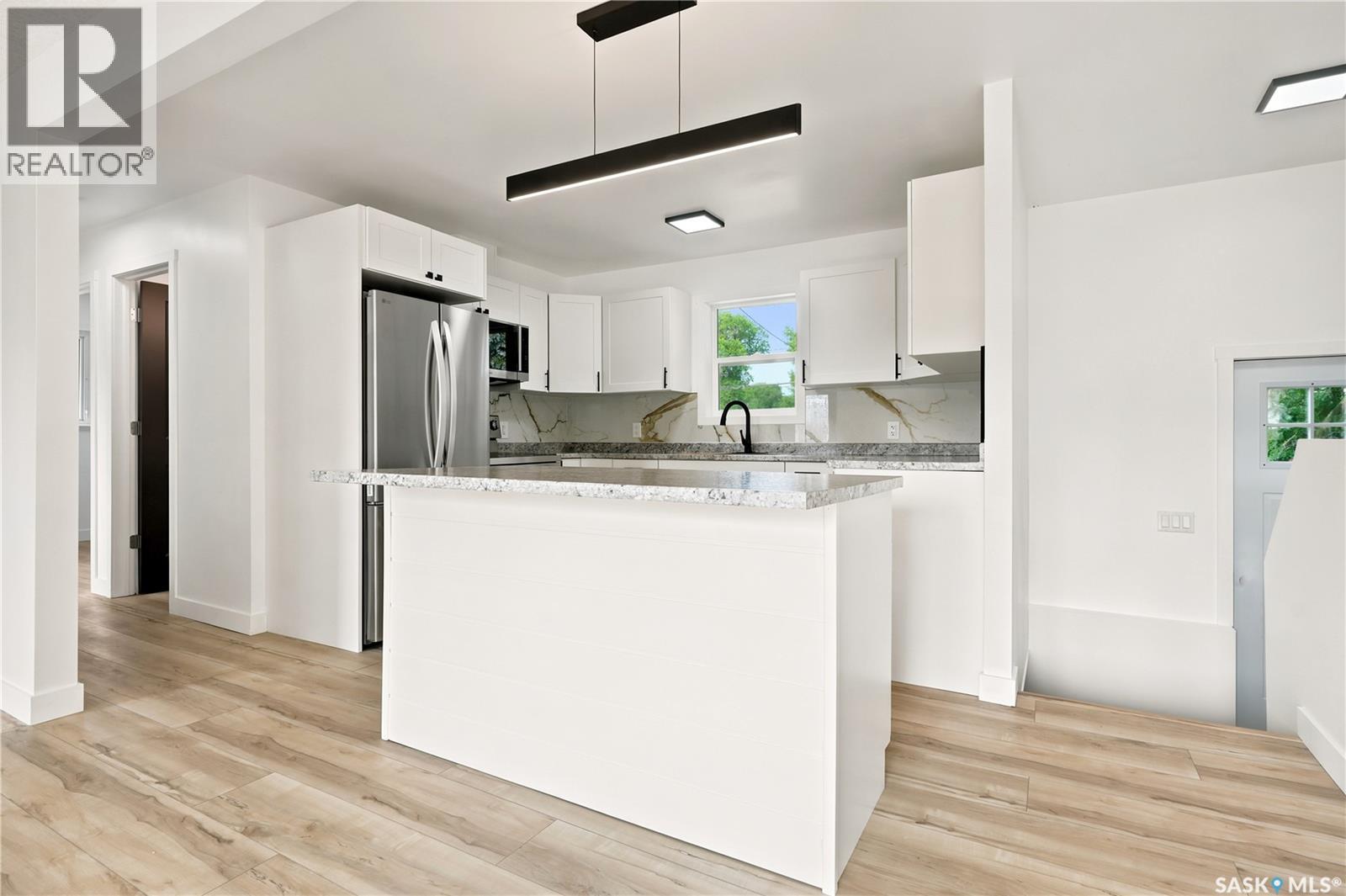 434 Company AVENUE S - 8