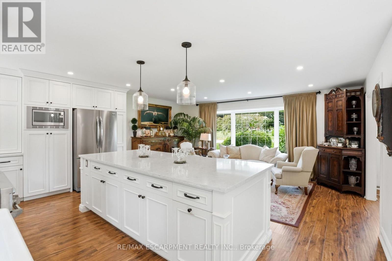2 JAMESON DRIVE - 13