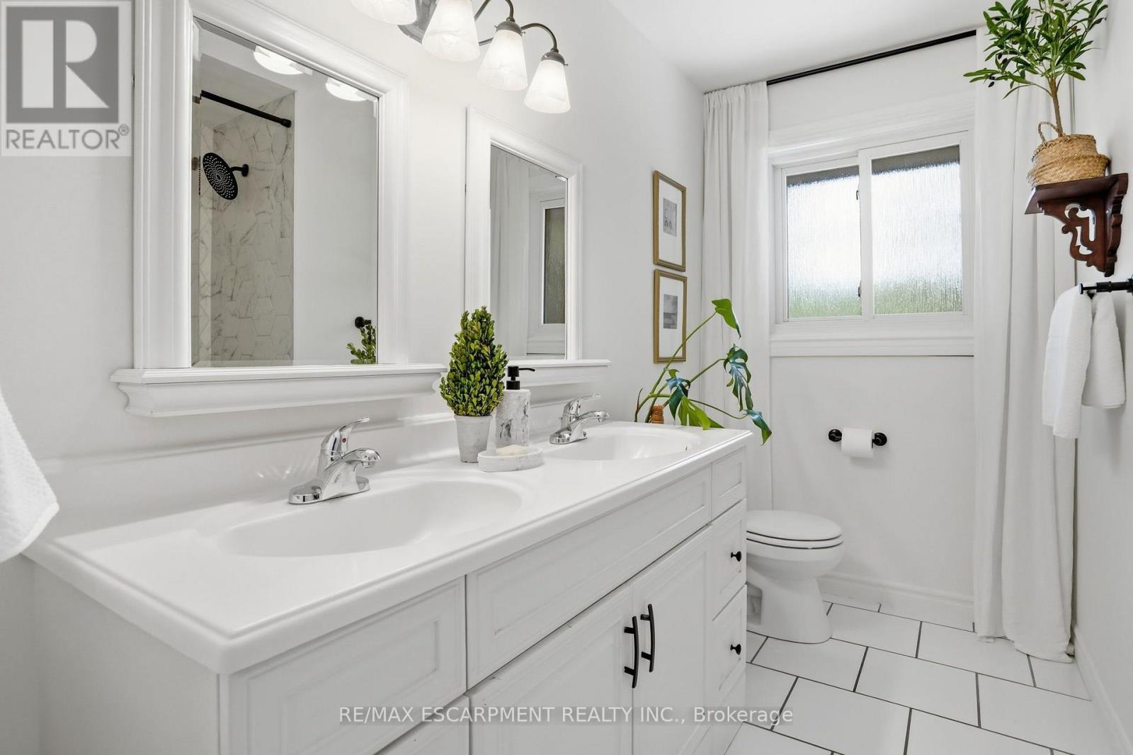 2 JAMESON DRIVE - 23