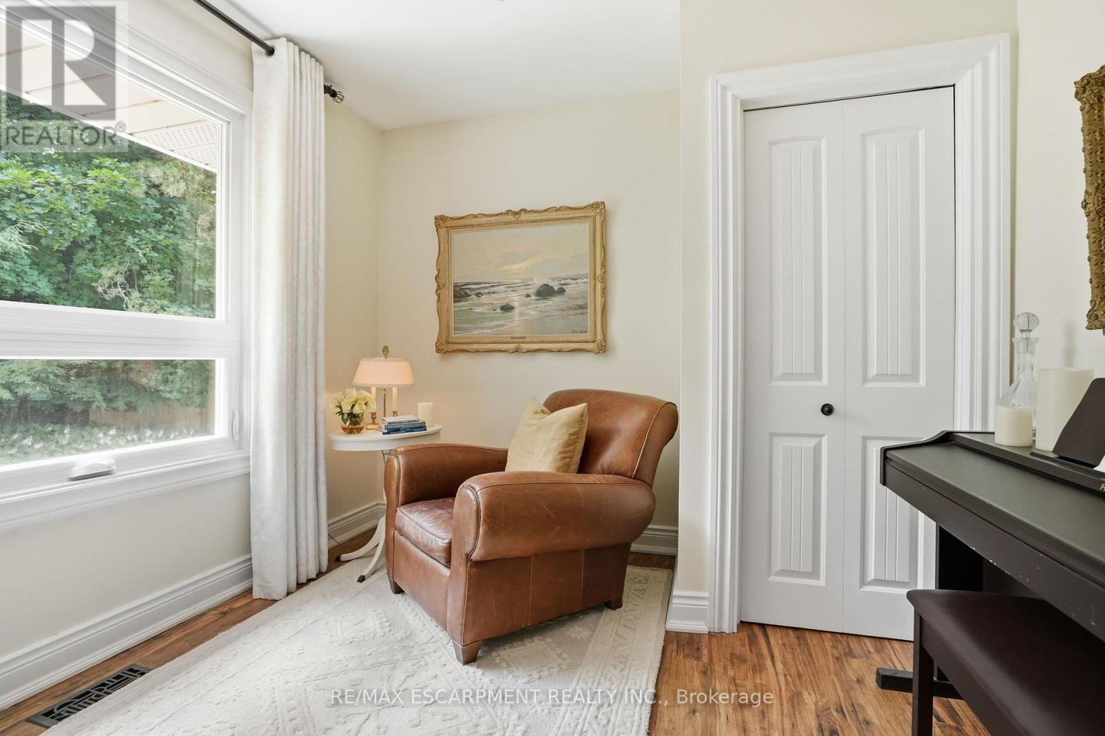 2 JAMESON DRIVE - 25