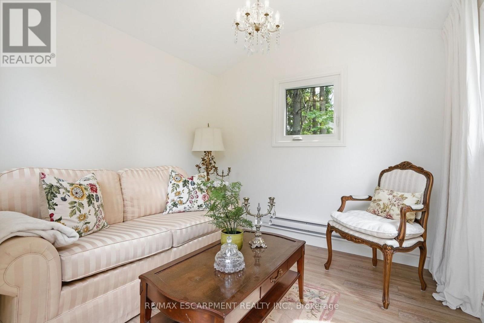 2 JAMESON DRIVE - 27