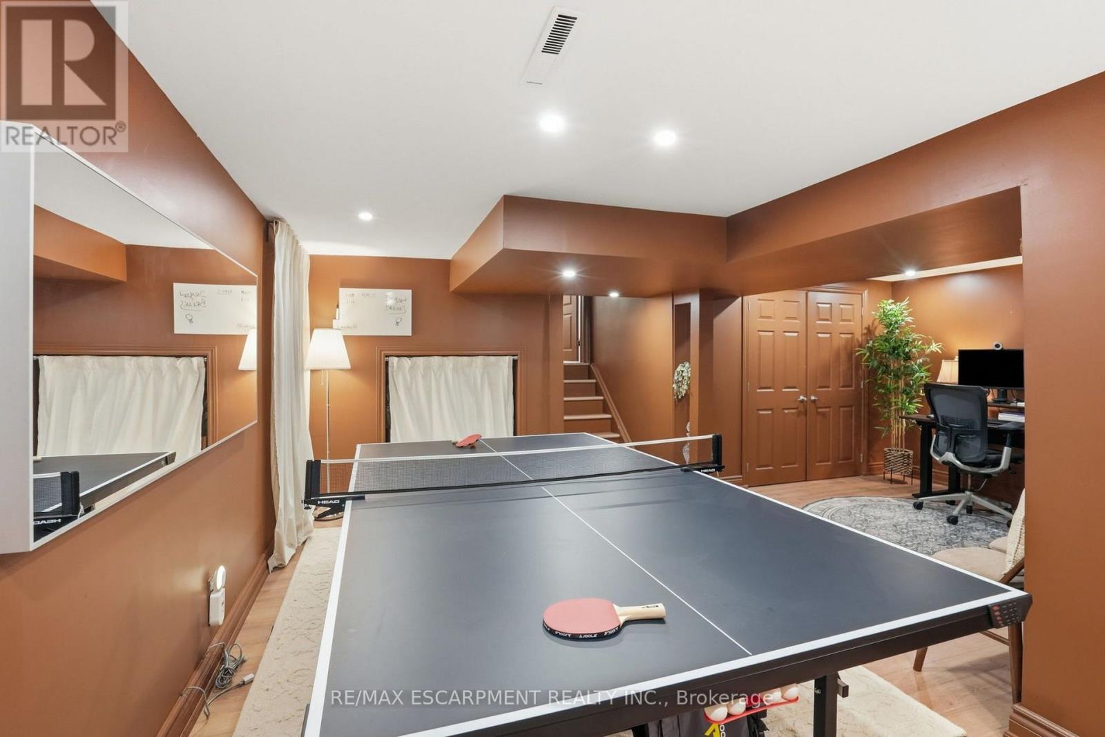 2 JAMESON DRIVE - 39