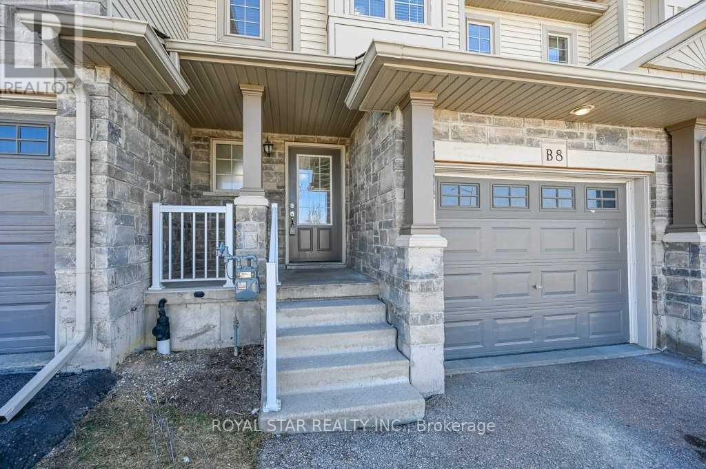 B8 - 7 UPPER MERCER STREET — photo 2