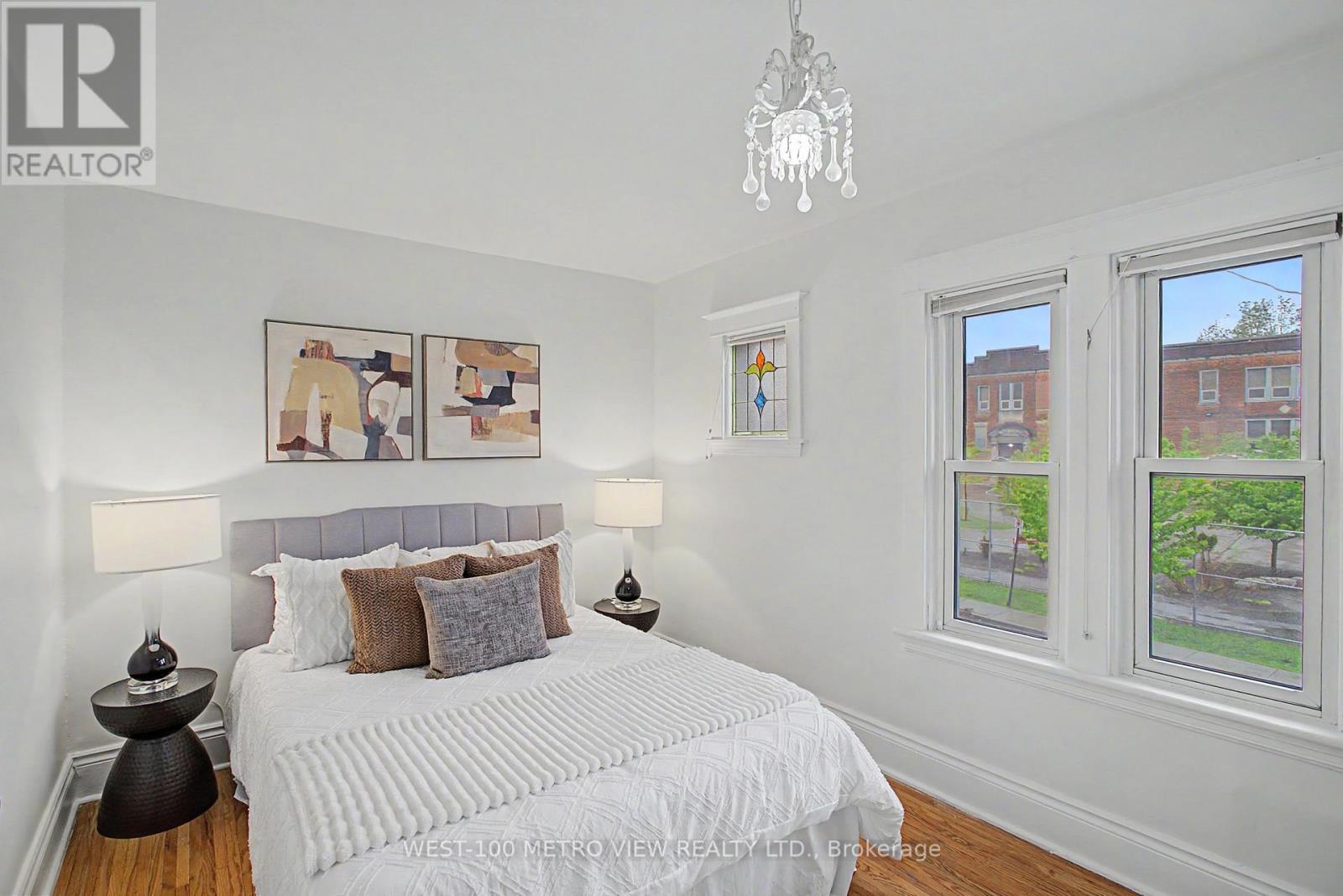 21 SPRINGER AVENUE - 18