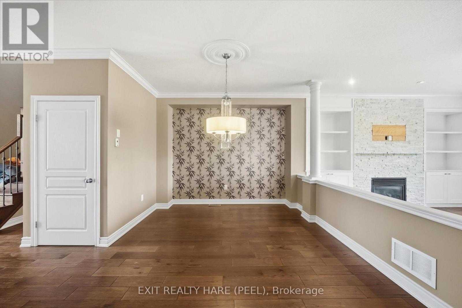 174 IRWIN AVENUE - 10