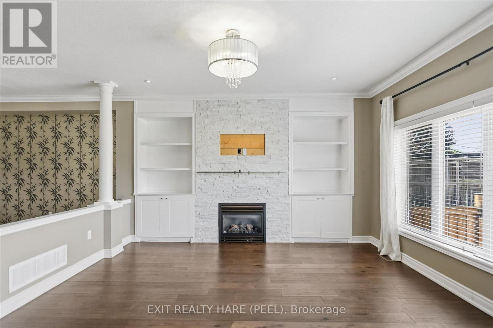 174 IRWIN AVENUE - 11