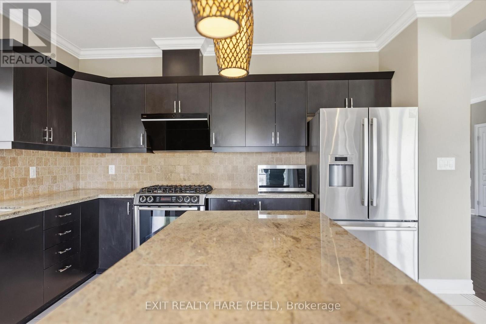 174 IRWIN AVENUE - 17