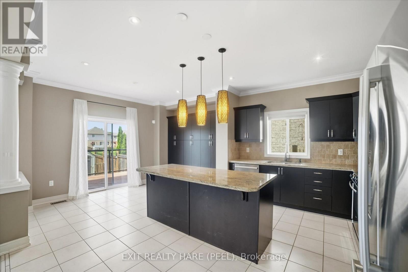 174 IRWIN AVENUE - 19