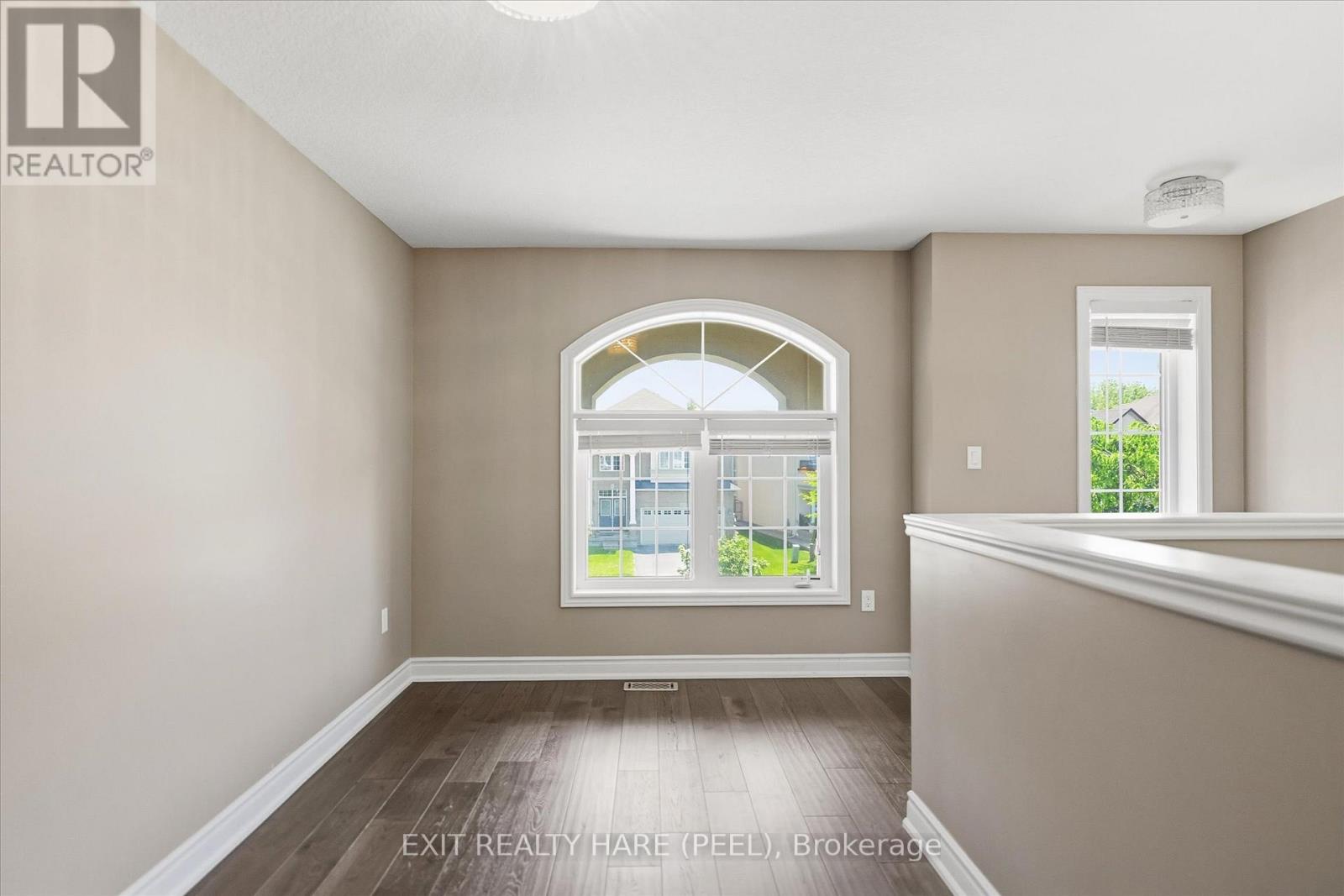174 IRWIN AVENUE - 21
