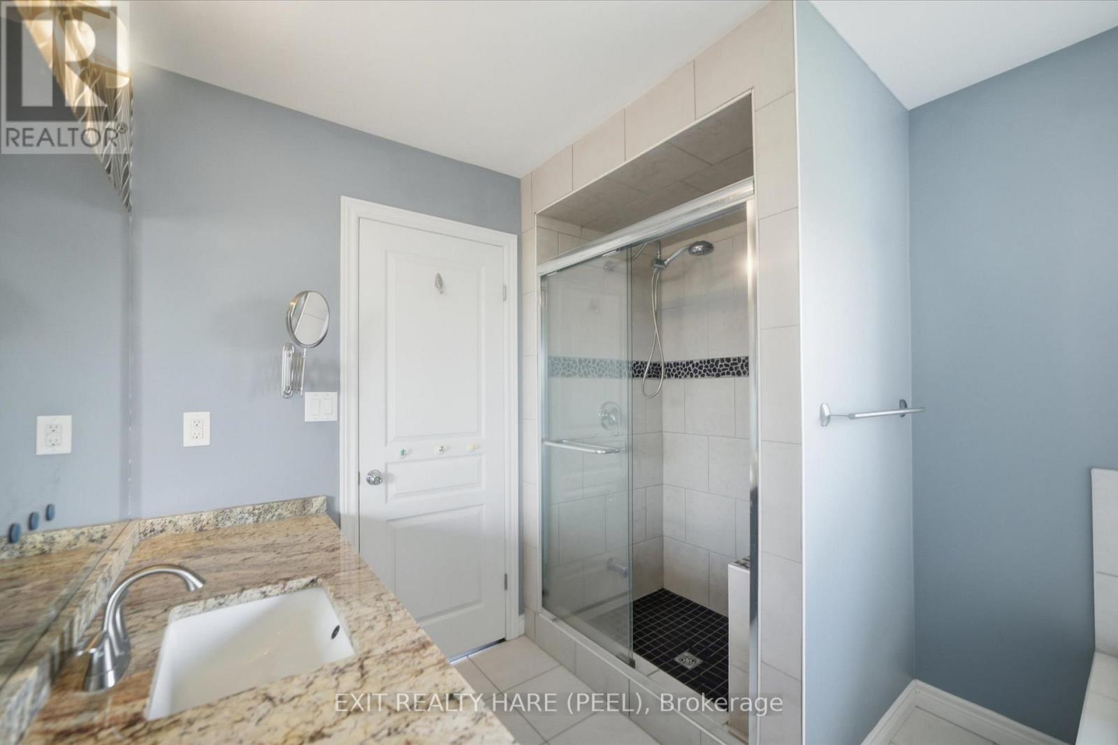 174 IRWIN AVENUE - 29