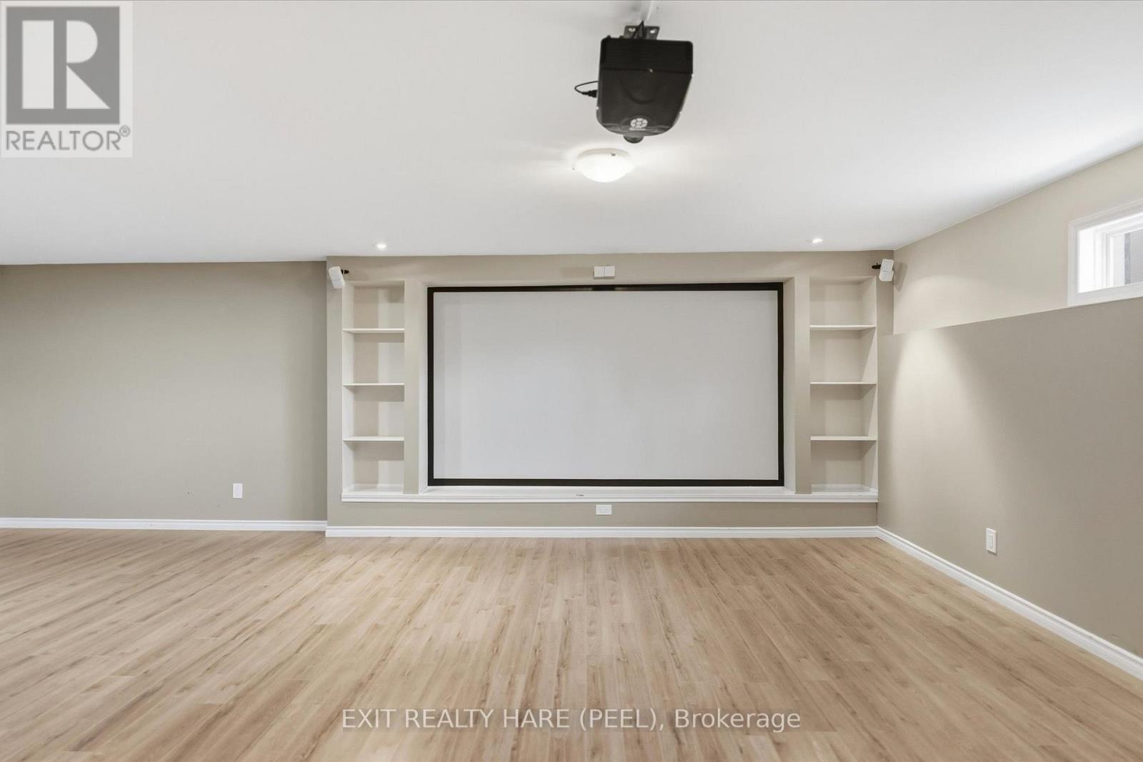 174 IRWIN AVENUE - 37