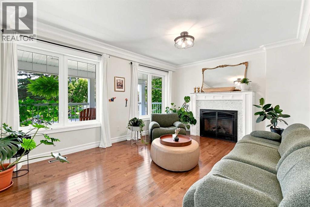 5808 43 Avenue - 6