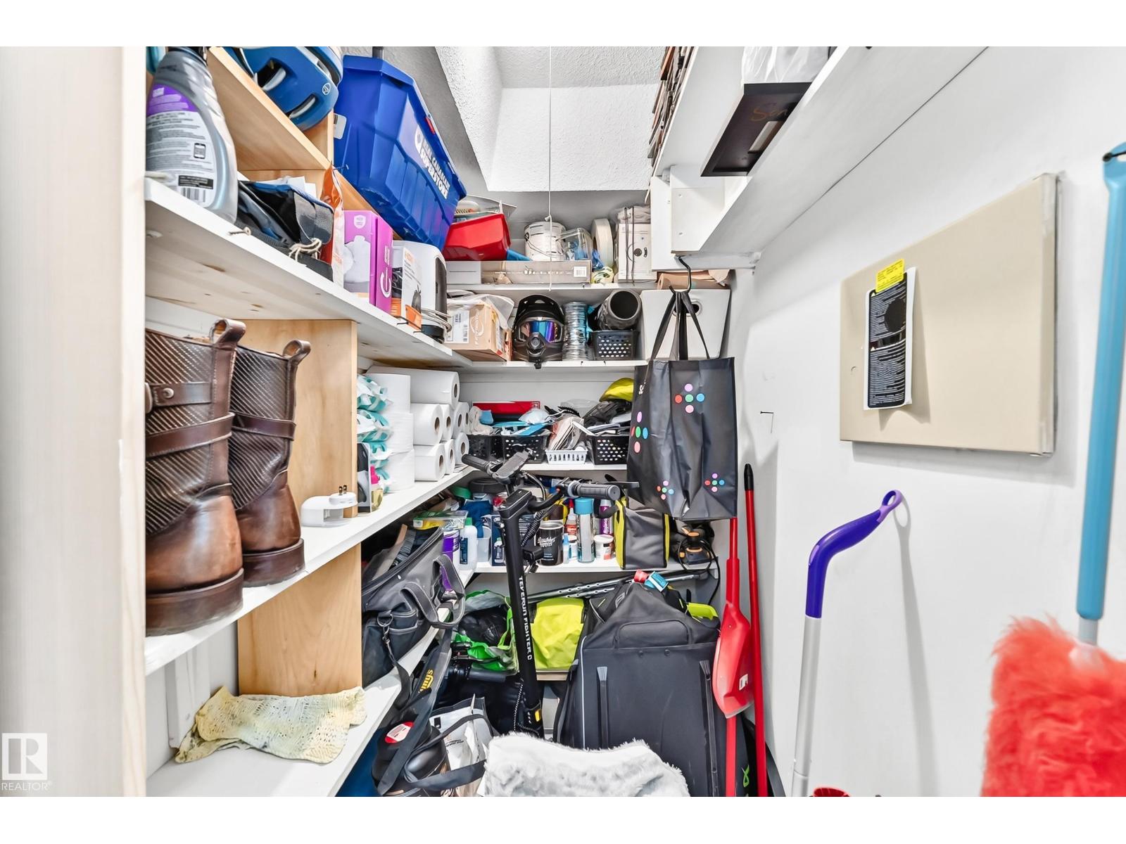 #230 10160 114 ST NW - 12