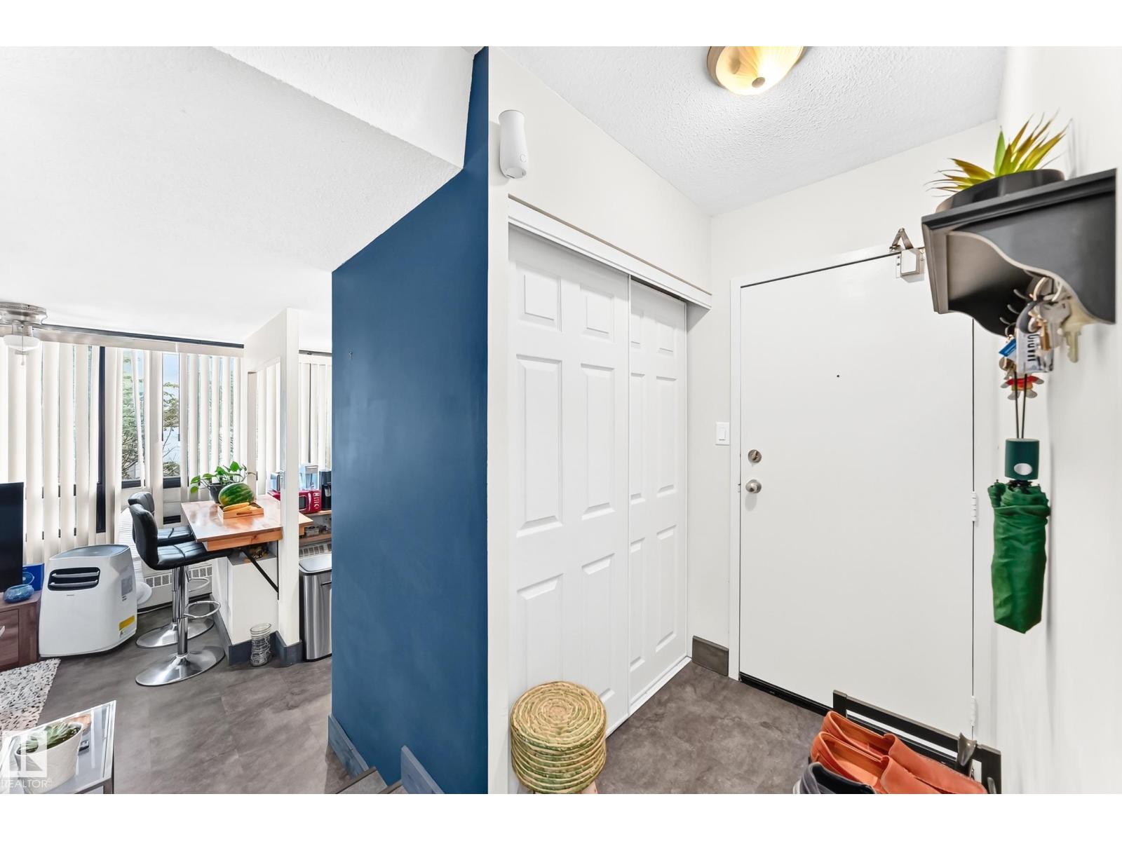 #230 10160 114 ST NW - 13