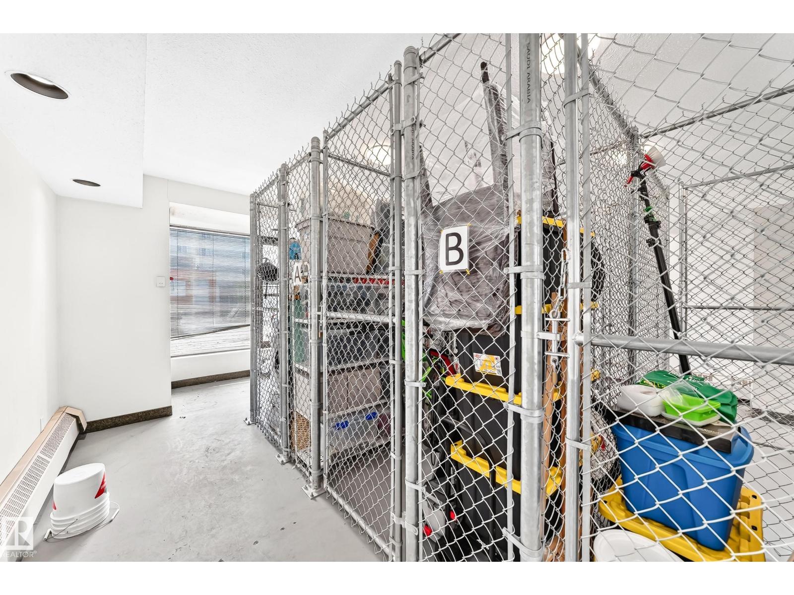 #230 10160 114 ST NW - 16