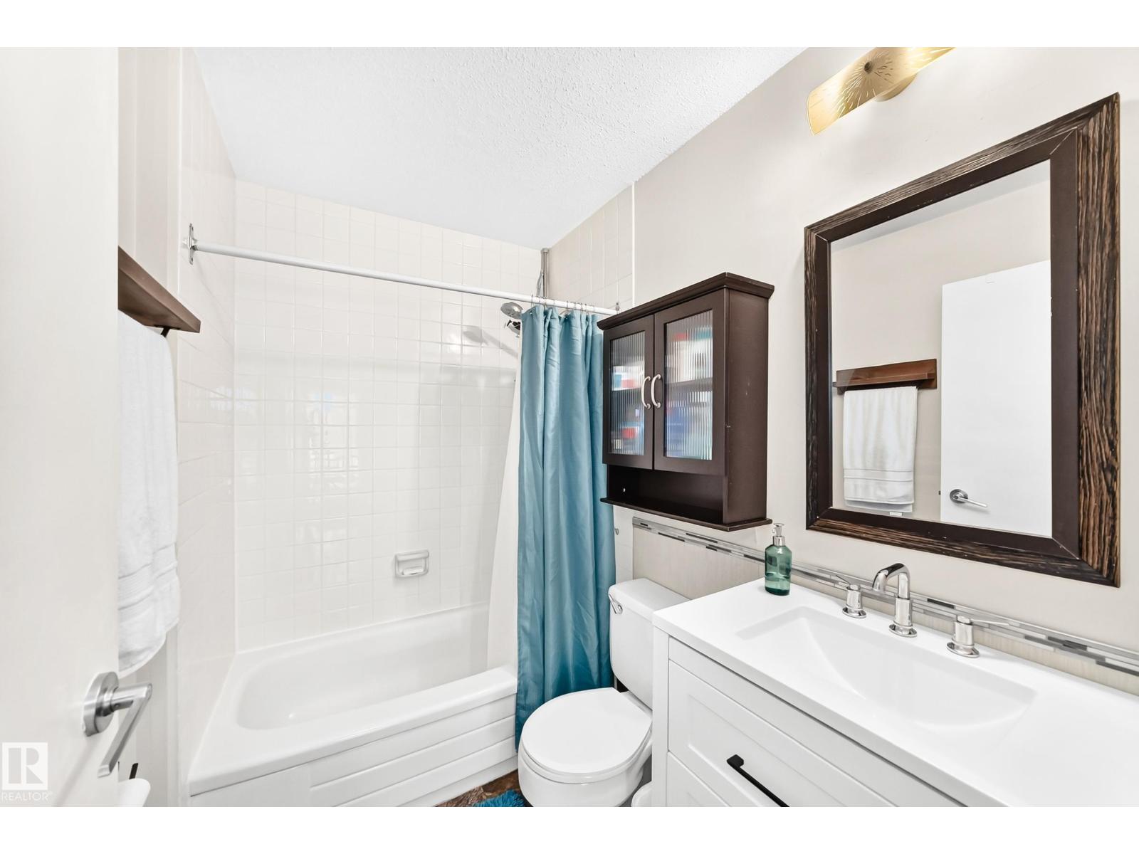 #230 10160 114 ST NW - 8