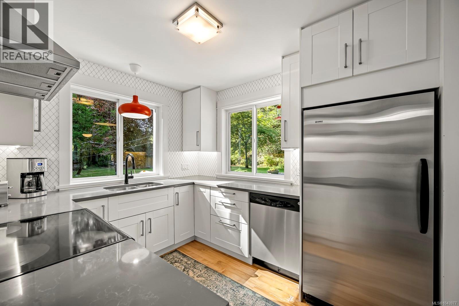 7003 River Ave N - 4