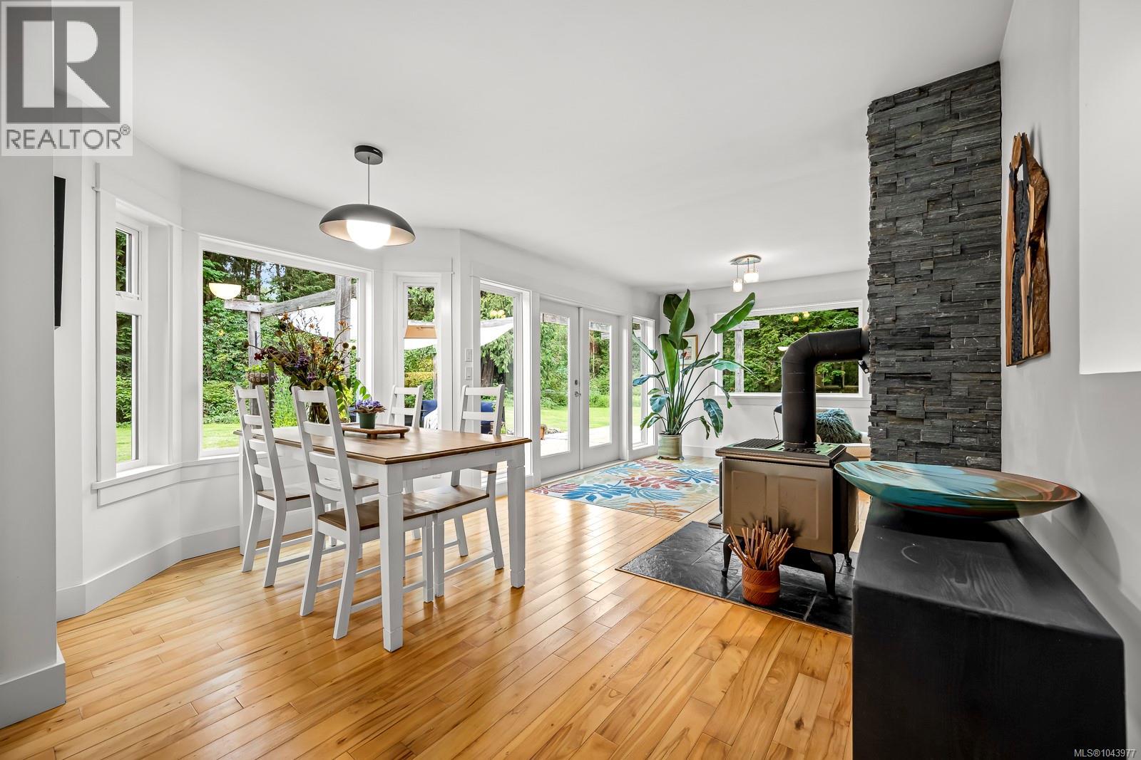 7003 River Ave N - 56