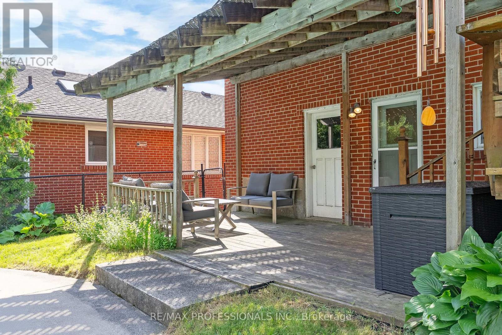 89 GLEN AGAR DRIVE - Image 34