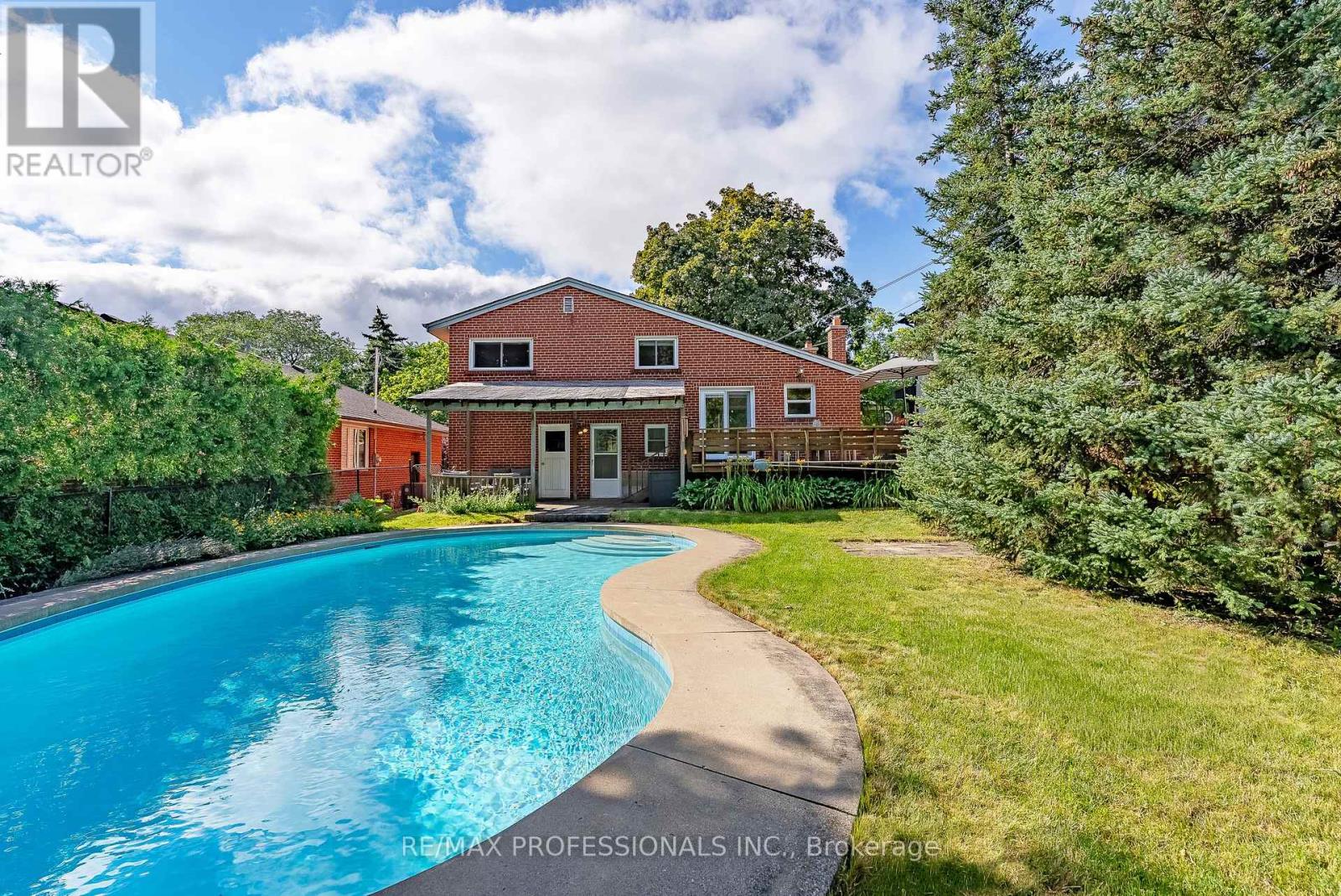 89 GLEN AGAR DRIVE - 41