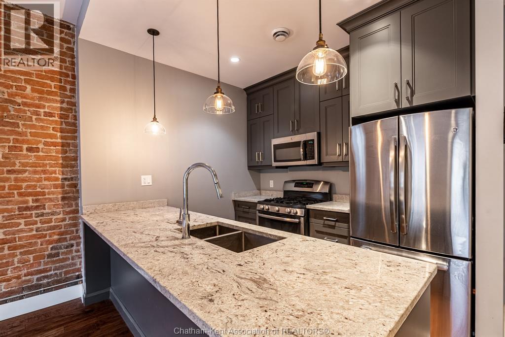 69 King STREET West Unit# 202, Chatham — photo 3