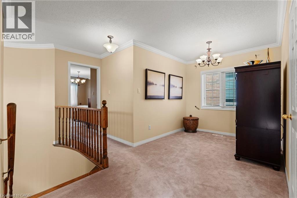 200 MILLER Drive - 22