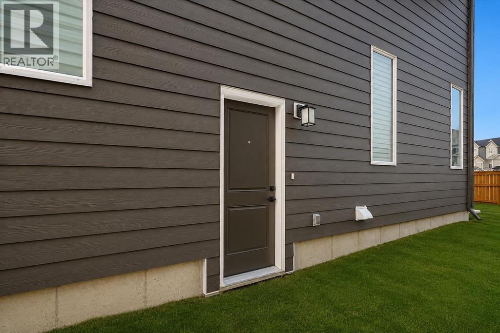 77 Versant Point SW - 38