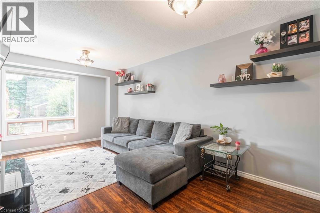 54 SELKIRK Street - Image 15