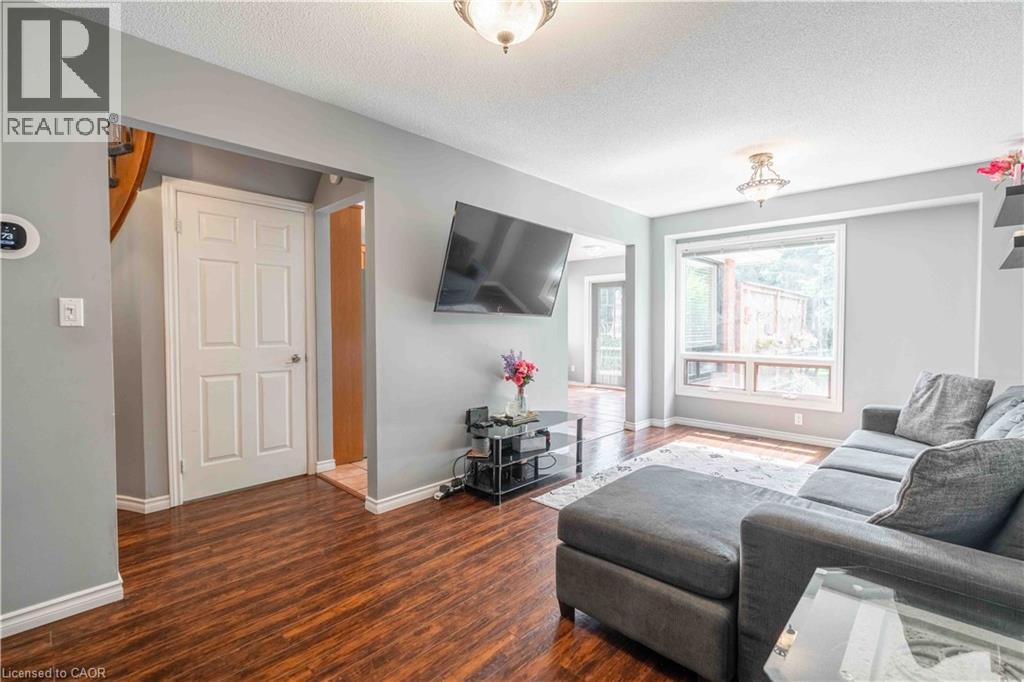 54 SELKIRK Street - Image 16