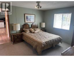4pc Bathroom - 833 13321 680 Township, Lac La Biche, AB T0A2C2 Photo 8