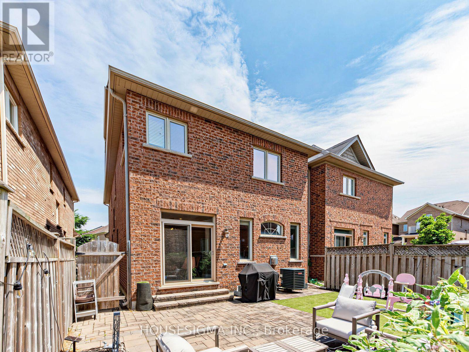 57 CHAO CRESCENT - 35