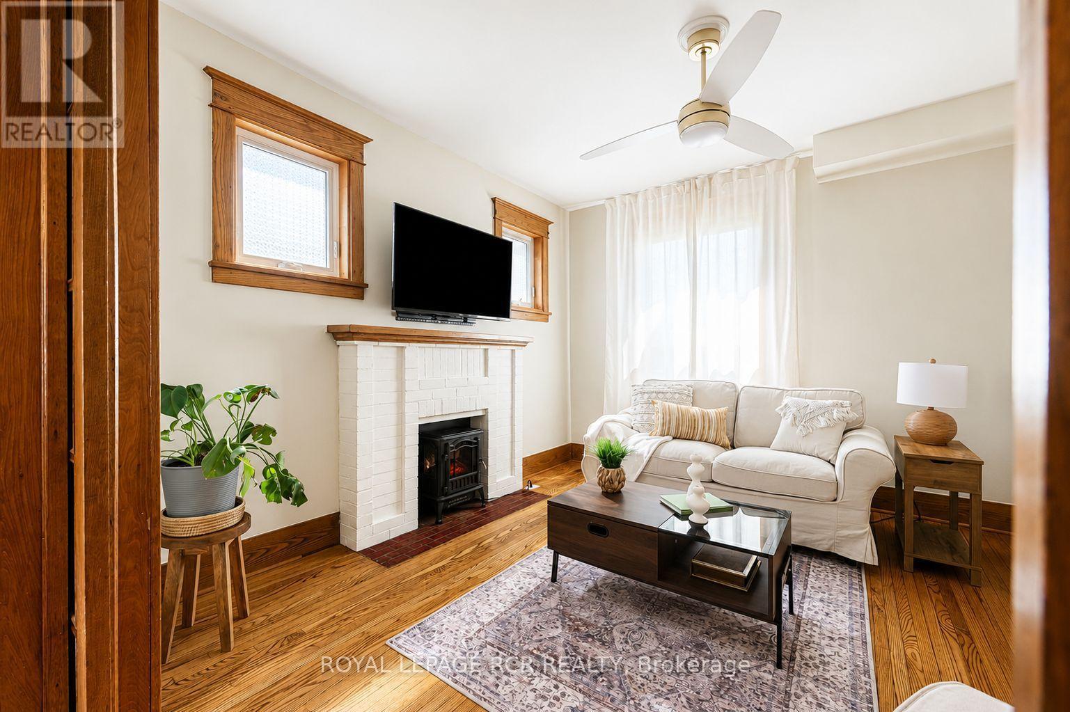 146 MAIN STREET W - 14