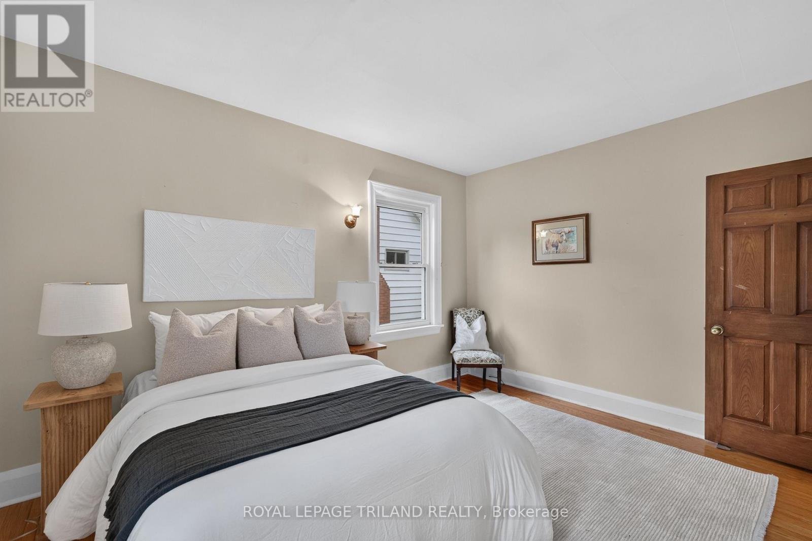 11 MAPLE STREET E - 24