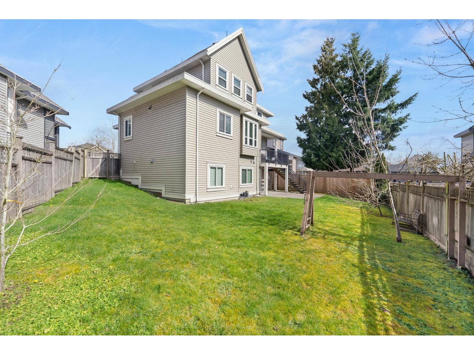 6 Bed, 5 Bath House for Sale in Surrey – 14786 57A AVENUE, Surrey – MLS# R3149119 - Image 39