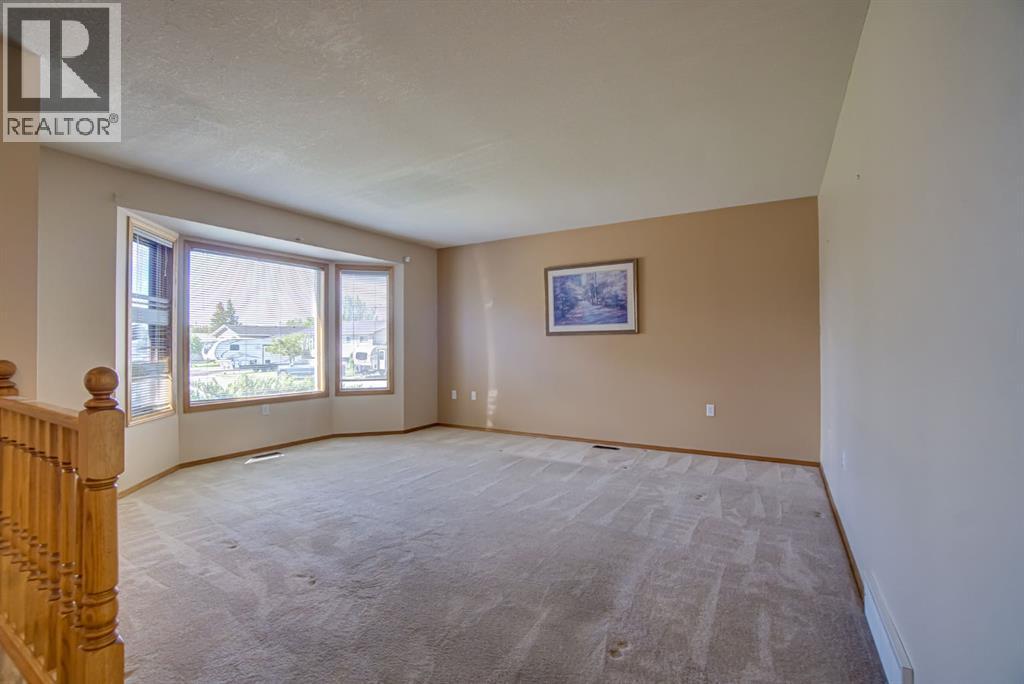 236 54 Avenue E - 11