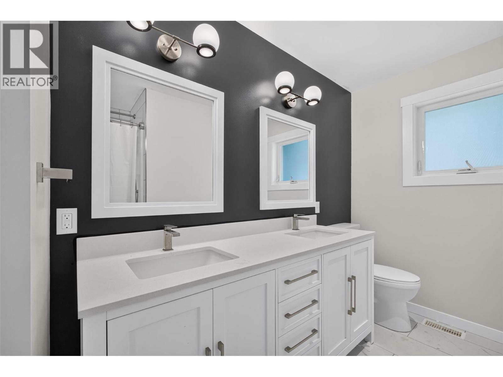 3752 Glenway Road - 27