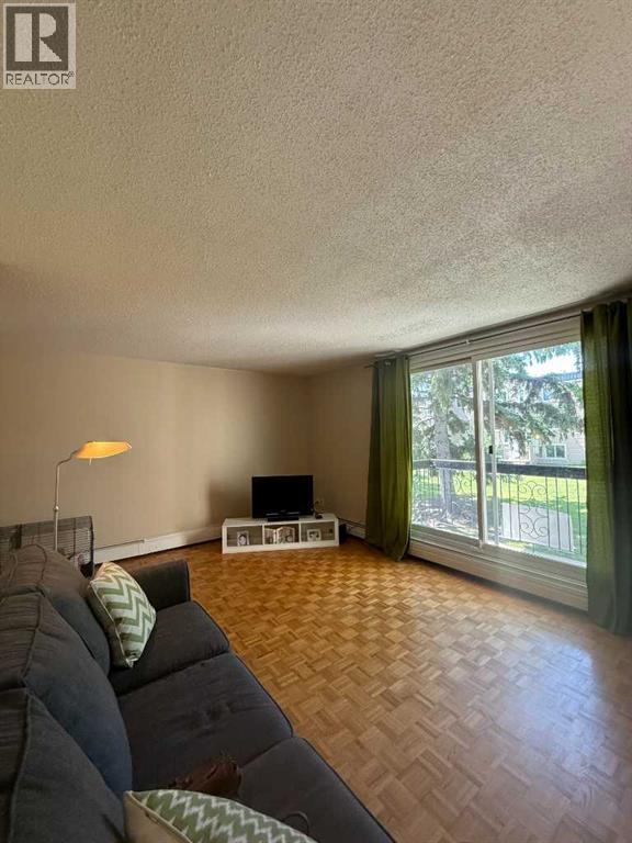 #209 315 Heritage Drive SE - 10