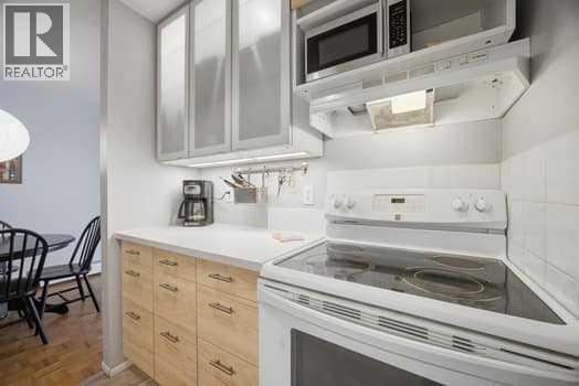 #209 315 Heritage Drive SE - 5