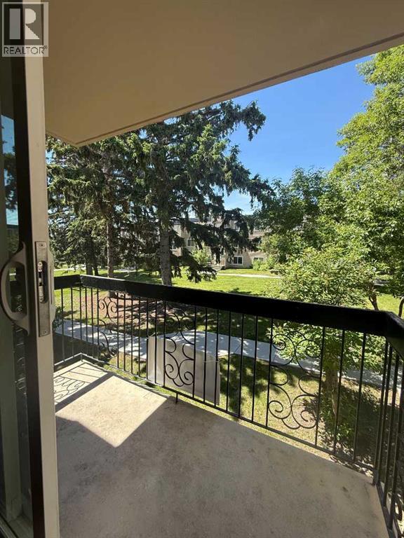 #209 315 Heritage Drive SE - 12