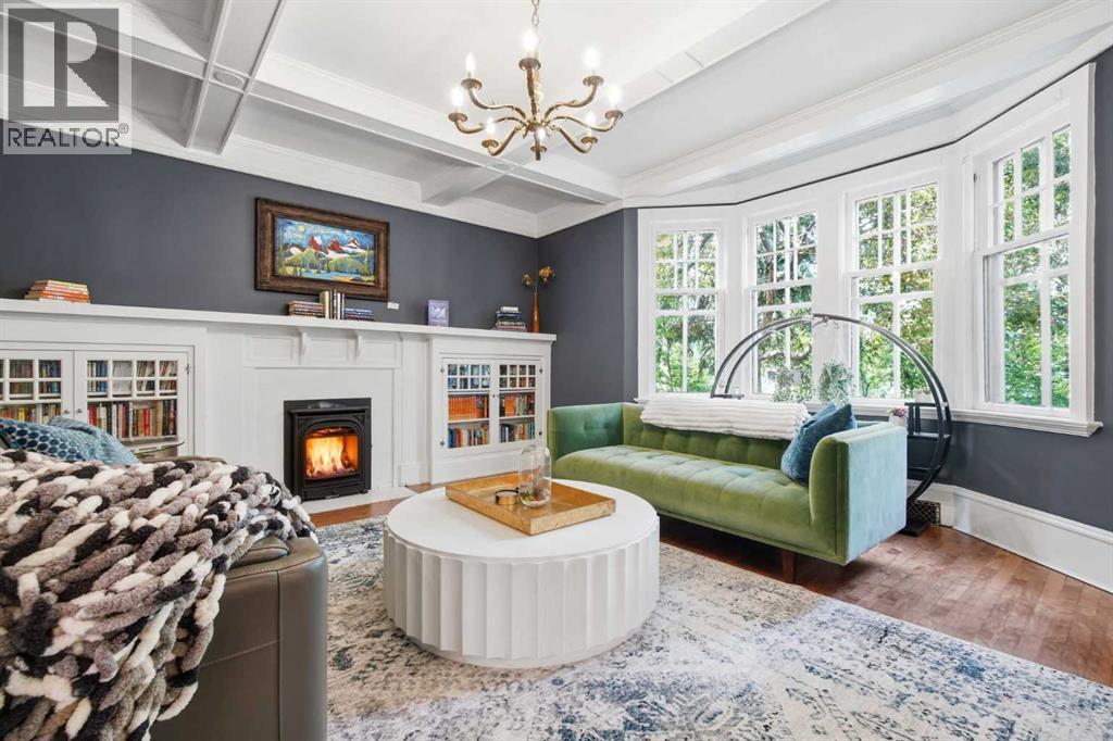 615 Crescent Boulevard SW - 13