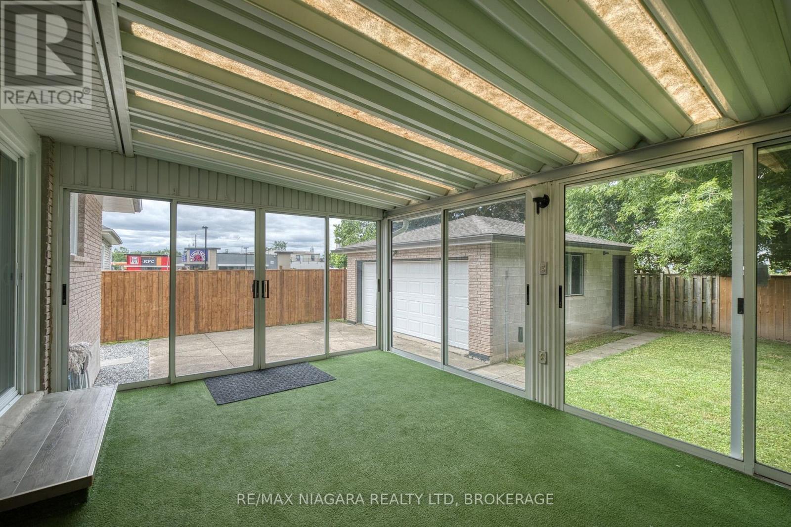 25 RICE ROAD - Image 24
