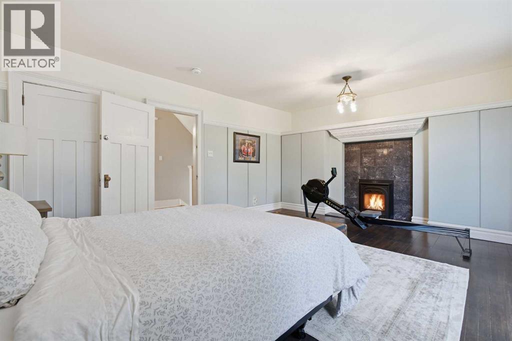 615 Crescent Boulevard SW - 23