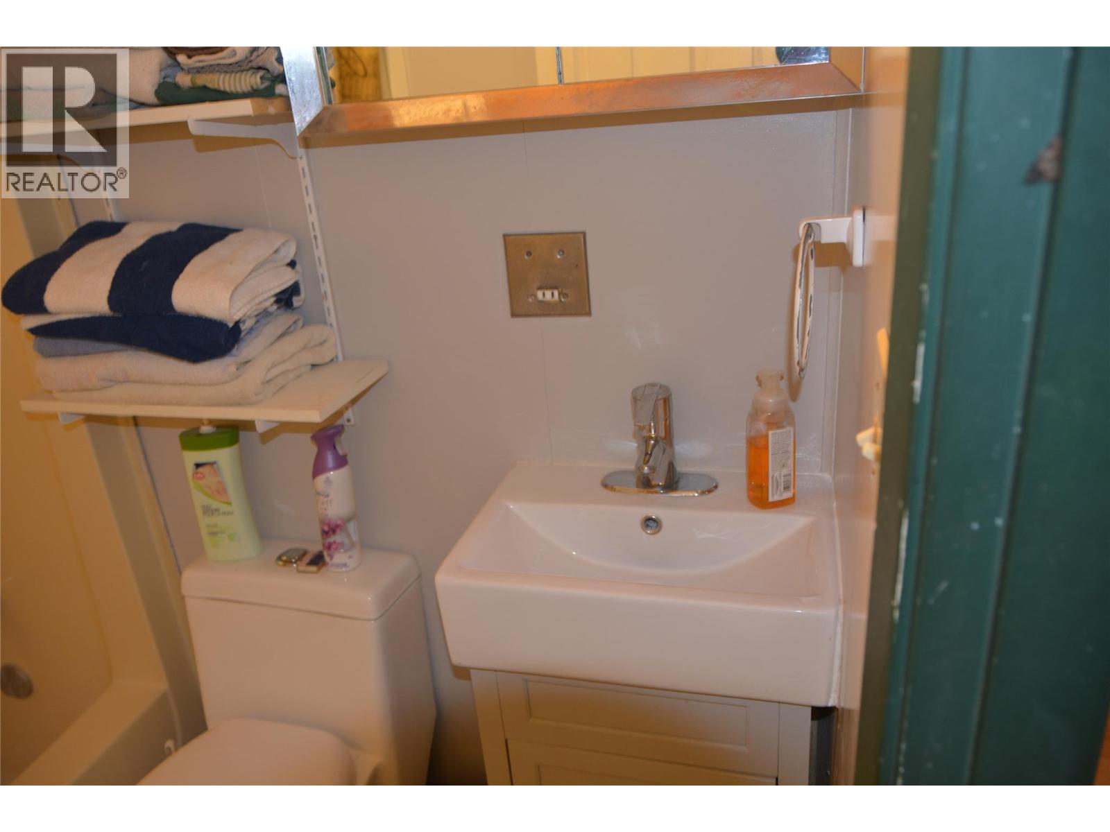 9019 DOYLE Road - 7