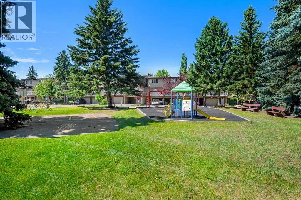 #80 1055 72 Avenue NW - 35