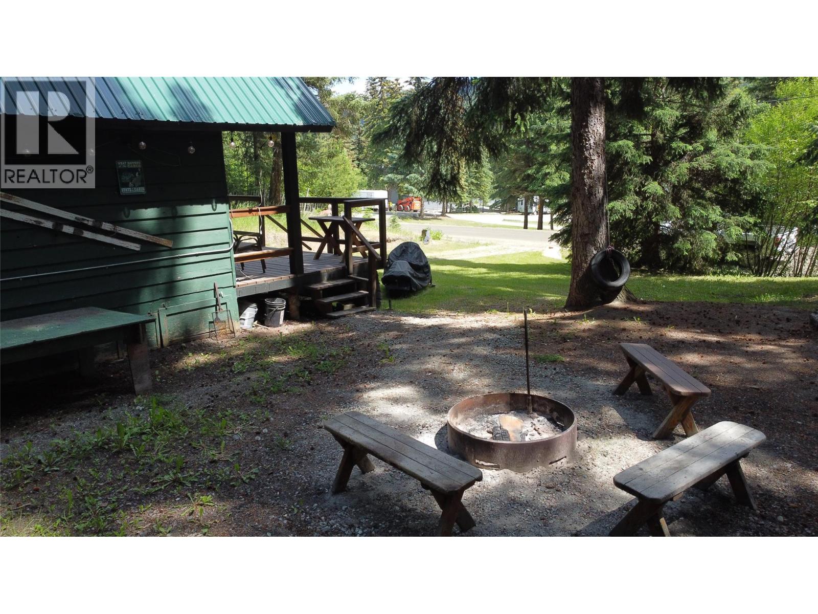 9019 DOYLE Road - Image 22