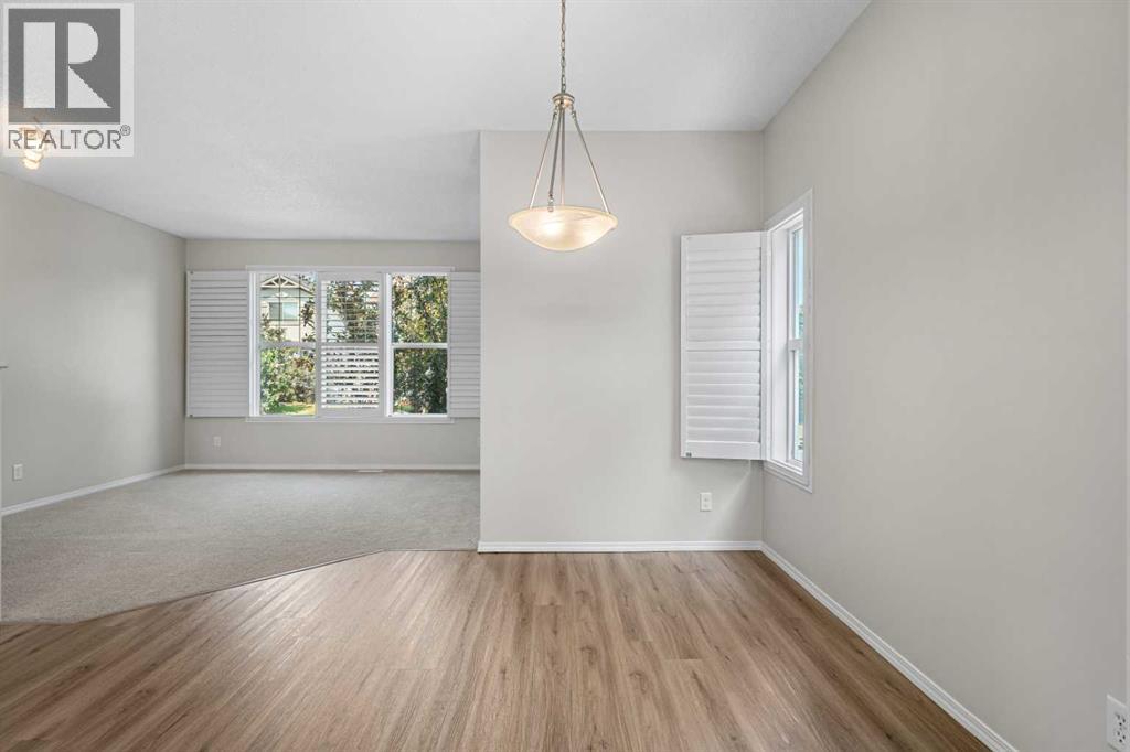 51 Covehaven Mews NE - 13