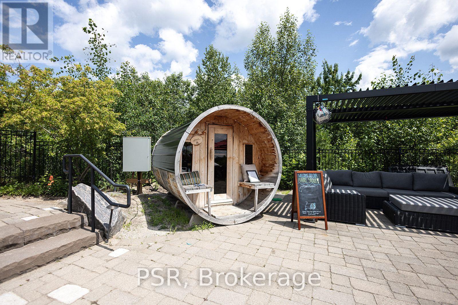 #607 100 CARRICK TRAIL - 36