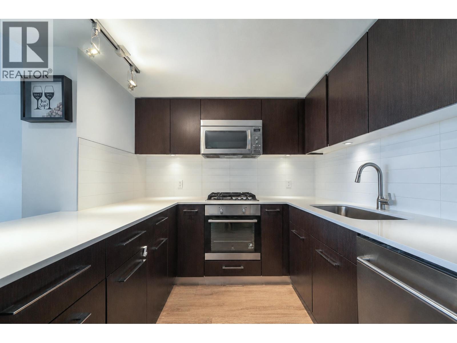 2 Bed, 1 Bath Apartment for Sale in Richmond – 801 7733 FIRBRIDGE WAY, Richmond – MLS# R3148986 - Image 3