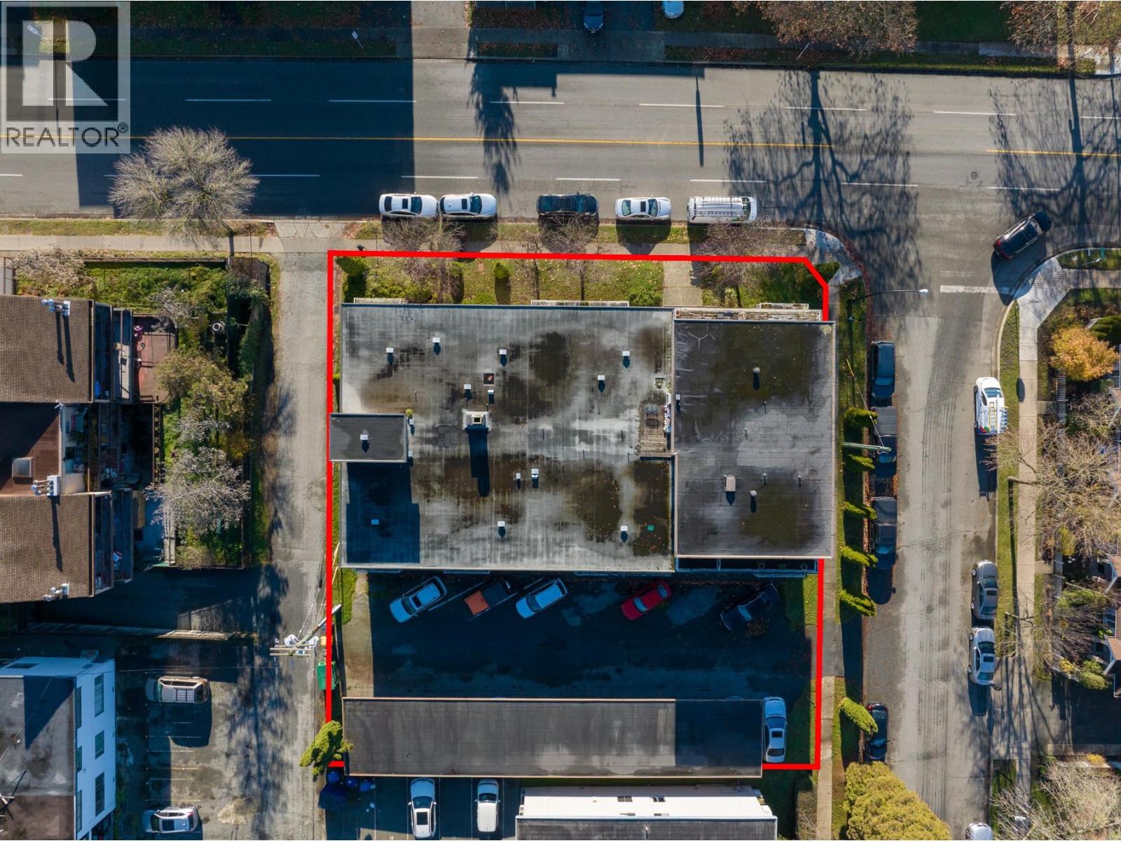 Multi-Family for Sale in Burnaby – 5111 IMPERIAL STREET, Burnaby – MLS# C8080639 - Image 3