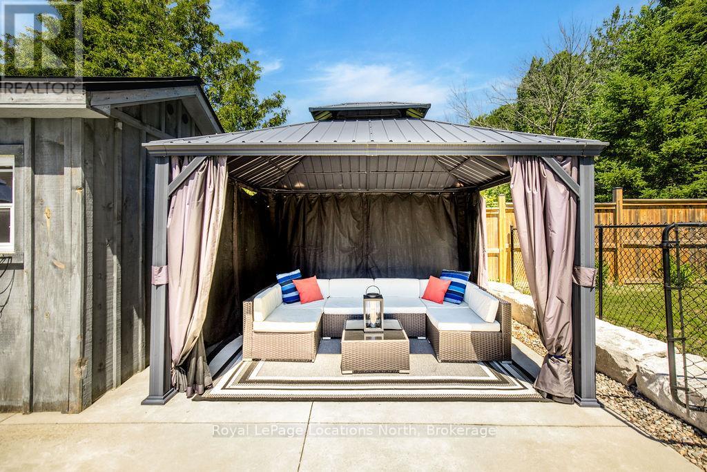 67 WESLEY AVENUE - 37